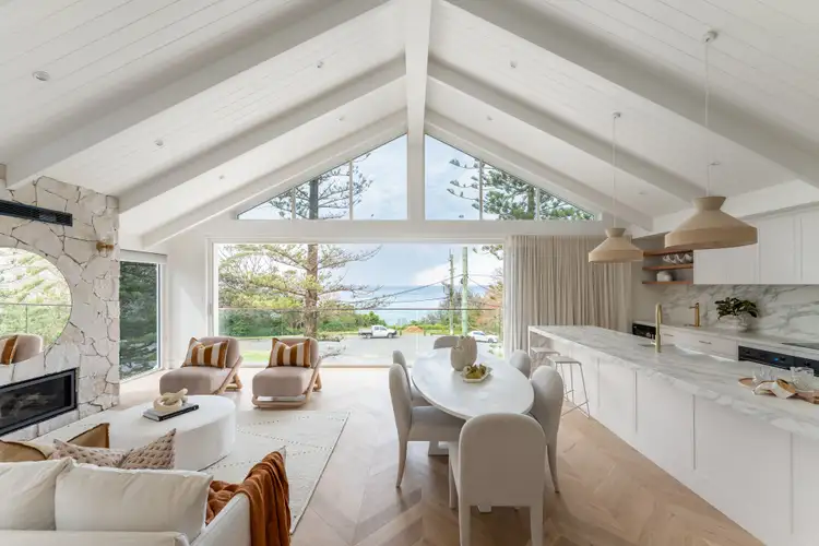 808A Lawrence Hargrave Drive, Coledale NSW 2515