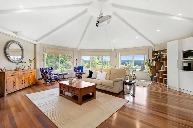 69 Bignell Street, Illawong NSW 2234