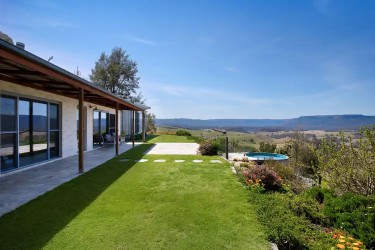 32 Timperi Drive, Kanimbla NSW 2790