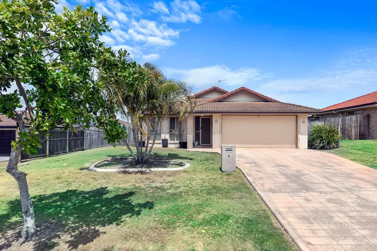 4 Mia Court, Nikenbah QLD 4655