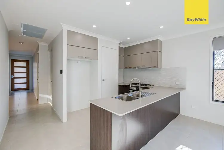 8 Hardie Street, Ripley QLD 4306