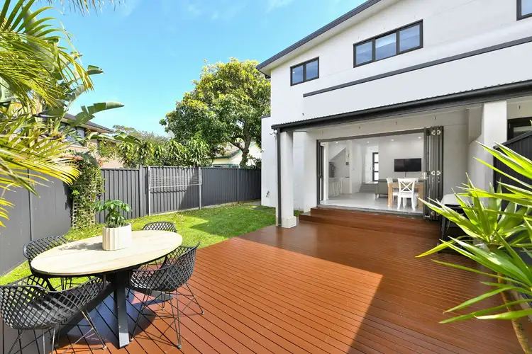 3 Burke Street, Chifley NSW 2036