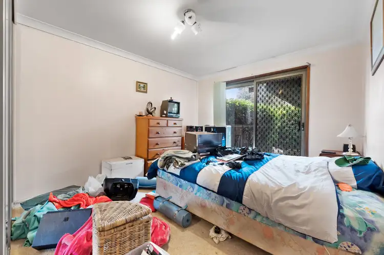 Sixth view of Homely semi-detached listing, 41 Fuchsia Crescent, Macquarie Fields NSW 2564