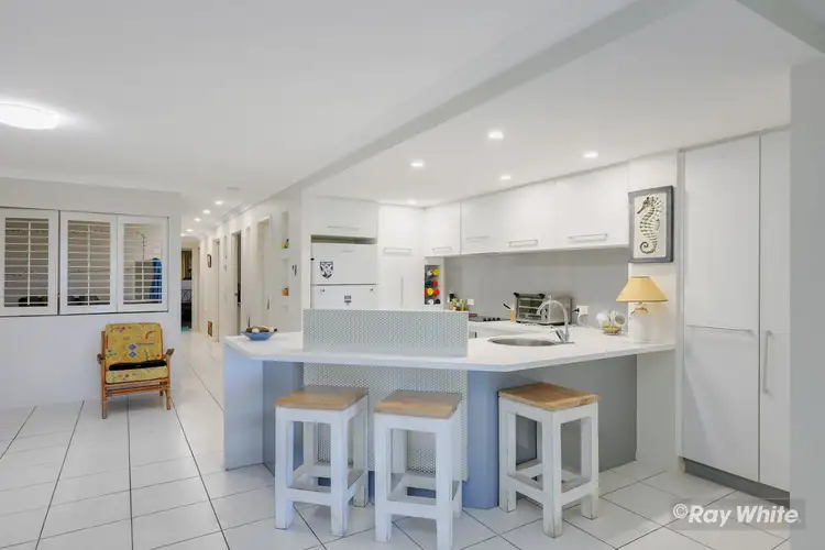 Third view of Homely apartment listing, 2/203 Matthew Flinders Close, Lammermoor QLD 4703