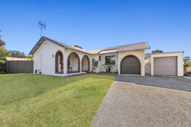 3 Susan Close, Halekulani NSW 2262