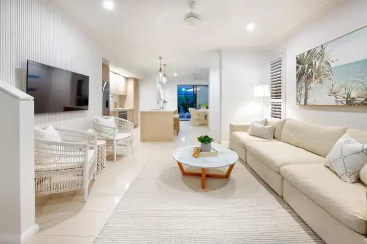 19 Park Lane, Hope Island QLD 4212