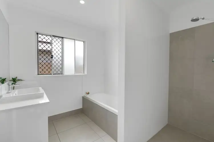 Fourth view of Homely house listing, 8 Orient Bend, Smithfield QLD 4878