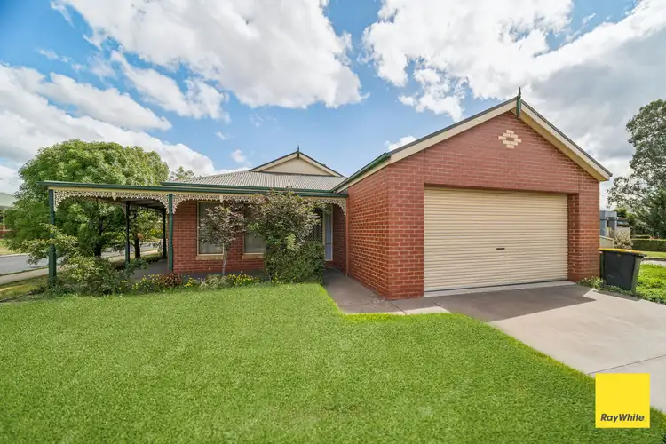 Second view of Homely house listing, 1 Glenshael Court, Strathfieldsaye VIC 3551
