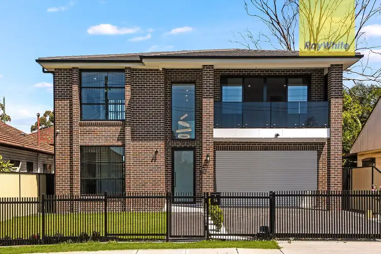 14 Cockburn Crescent, Fairfield East NSW 2165