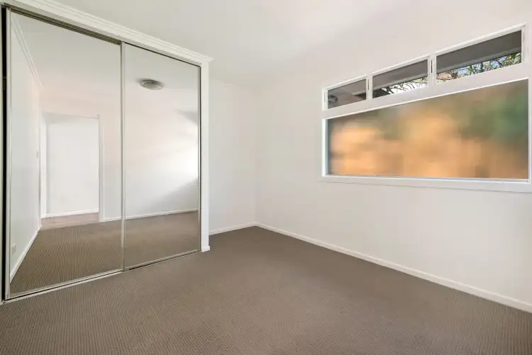 Fourth view of Homely unit listing, 2/15 Cyril Street, Camp Hill QLD 4152