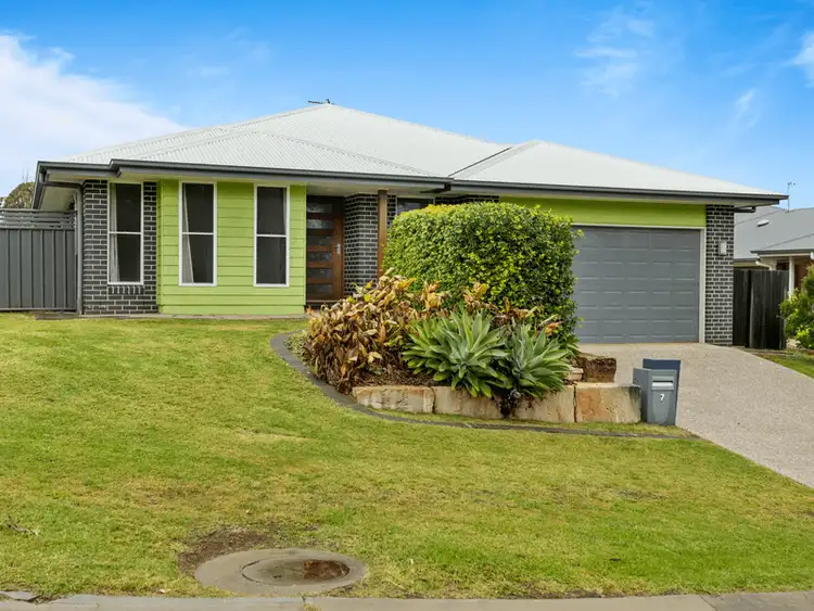 7 Adelaide Street, Cranley QLD 4350
