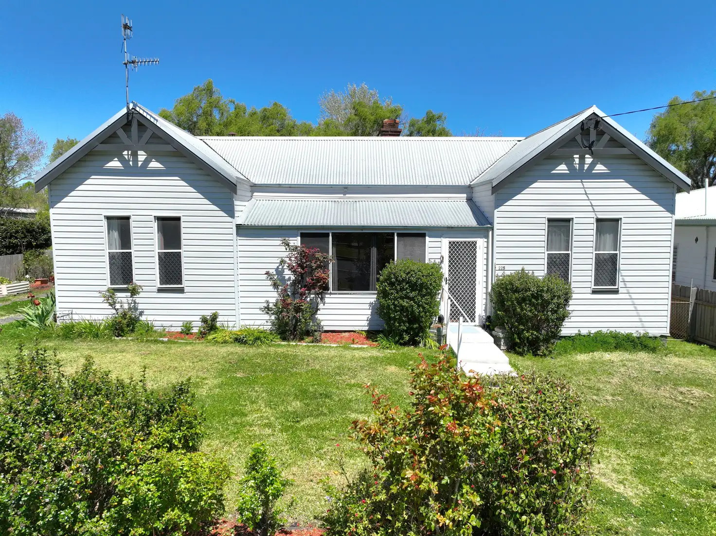 Main view of Homely house listing, 225 Meade Street, Glen Innes NSW 2370