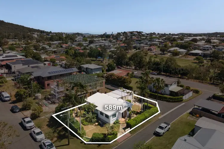 Second view of Homely house listing, 34 Queensway Street, Upper Mount Gravatt QLD 4122