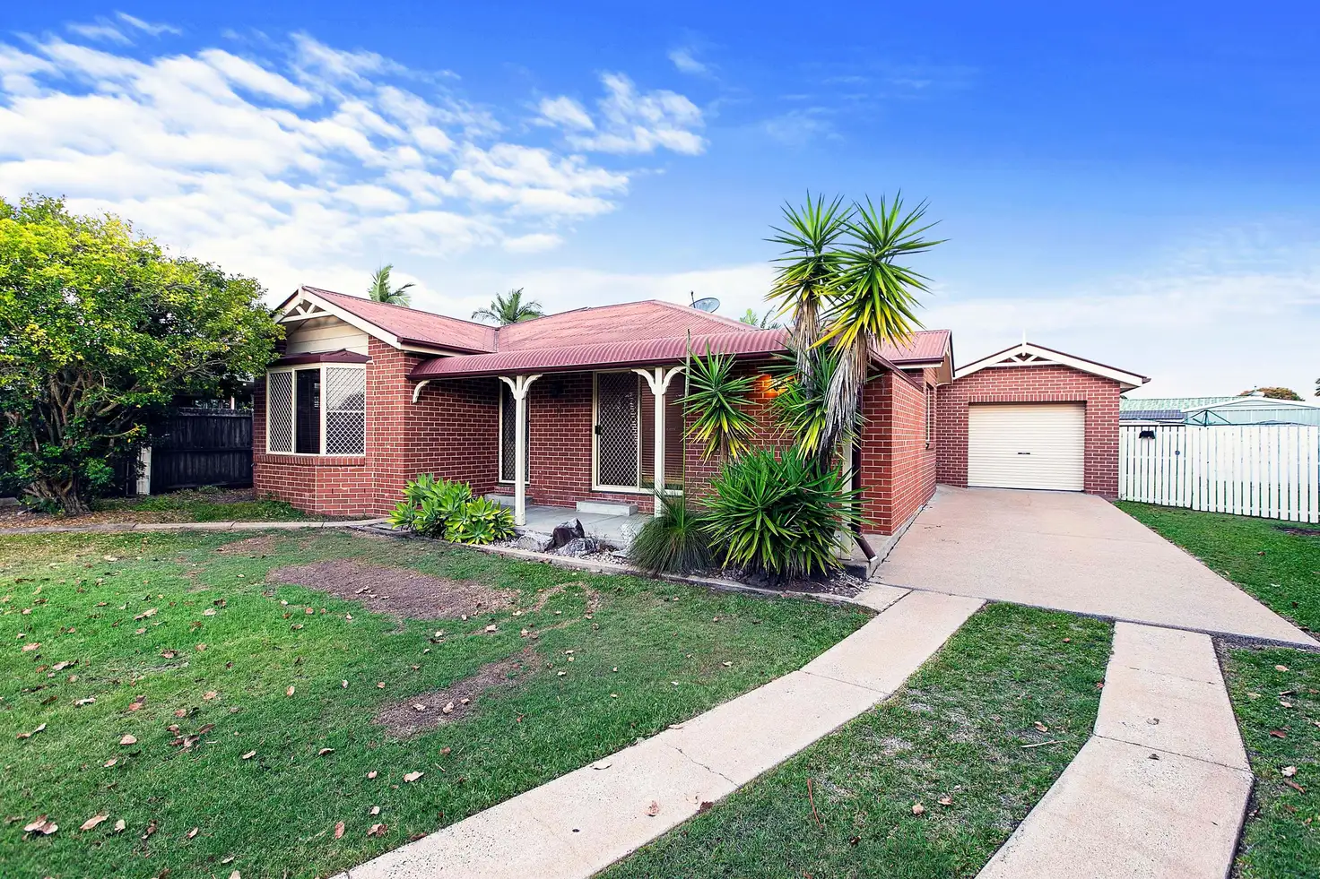 Main view of Homely house listing, 10 Palm Meadows Place, Pialba QLD 4655