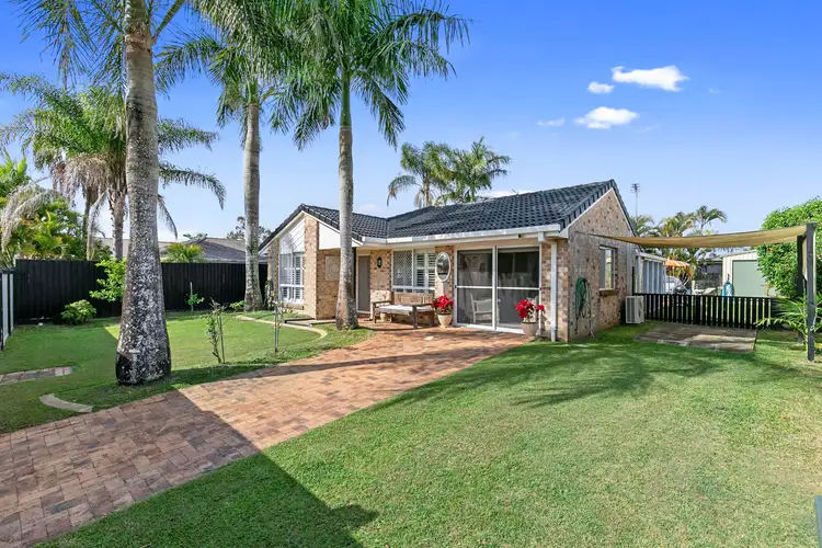64 Cedar Crescent, Kawungan QLD 4655