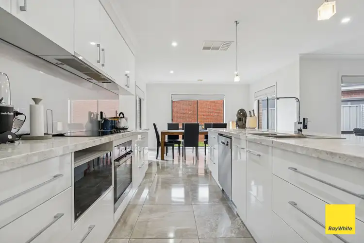 Second view of Homely house listing, 8 Kildonnan Place, Strathdale VIC 3550