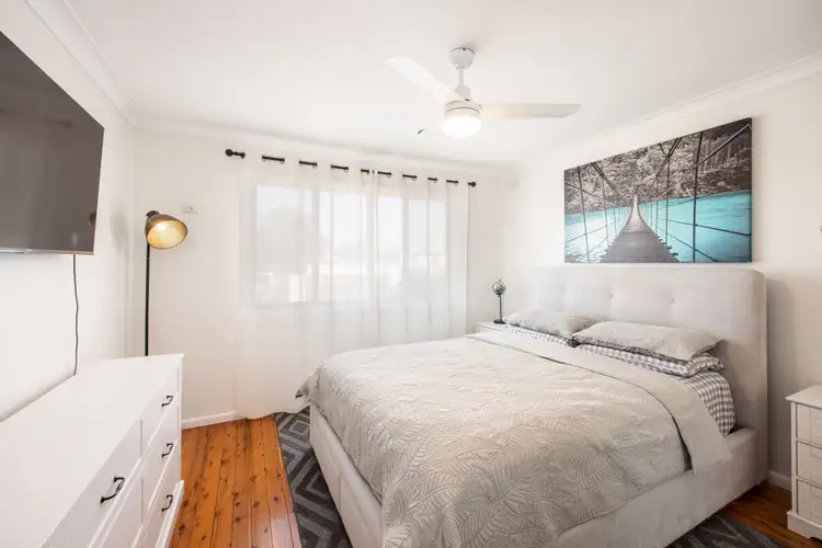 Fifth view of Homely house listing, 452 Tarakan Avenue, North Albury NSW 2640