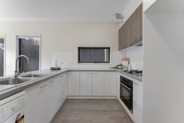 Fifth view of Homely townhouse listing, 3/111 Waverley Road, Chadstone VIC 3148