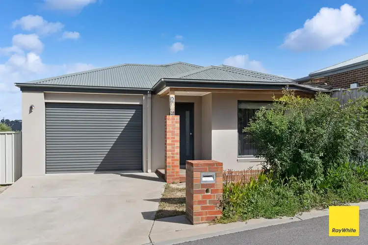 2/25 Albert Street, Long Gully VIC 3550