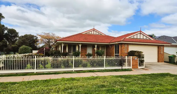 43 Northcote Street, Rochester VIC 3561