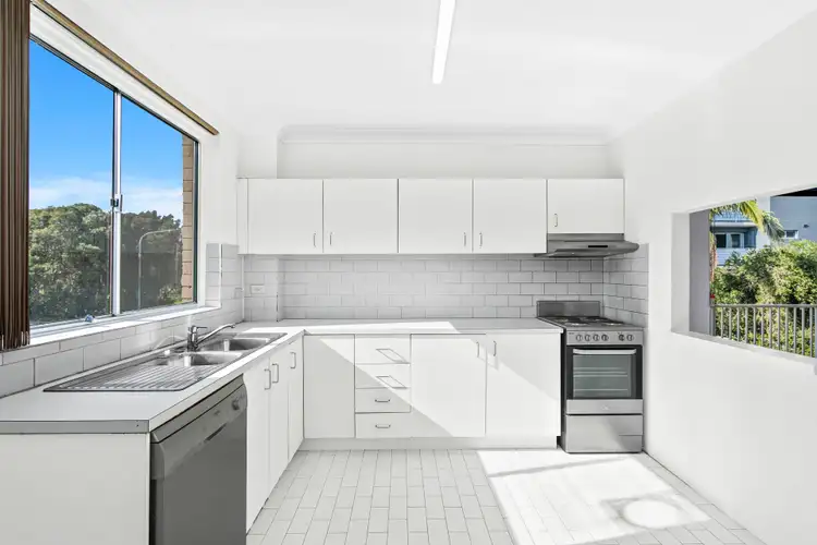 Third view of Homely unit listing, 8/18-20 Pleasant Avenue, North Wollongong NSW 2500
