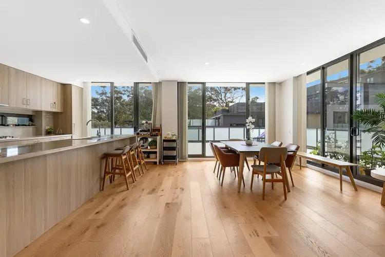 1454 Pacific Highway