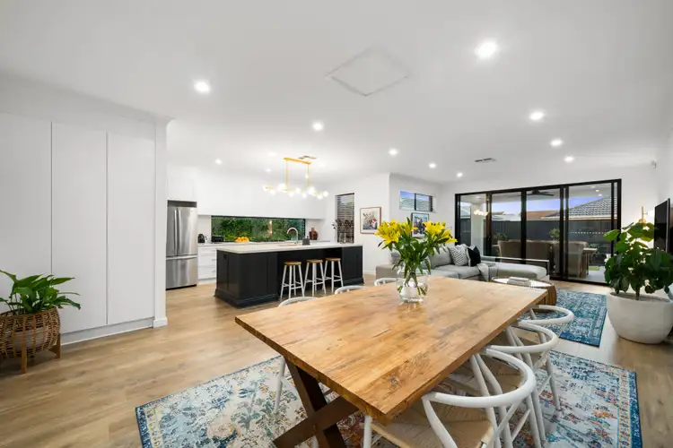 200A Trimmer Parade, Seaton SA 5023