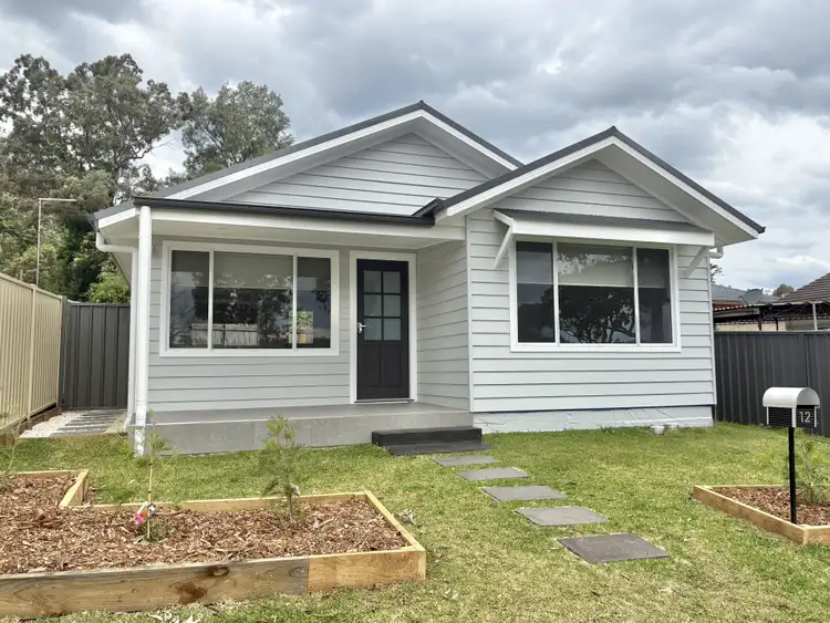 12 Tarrant Close, Picton NSW 2571