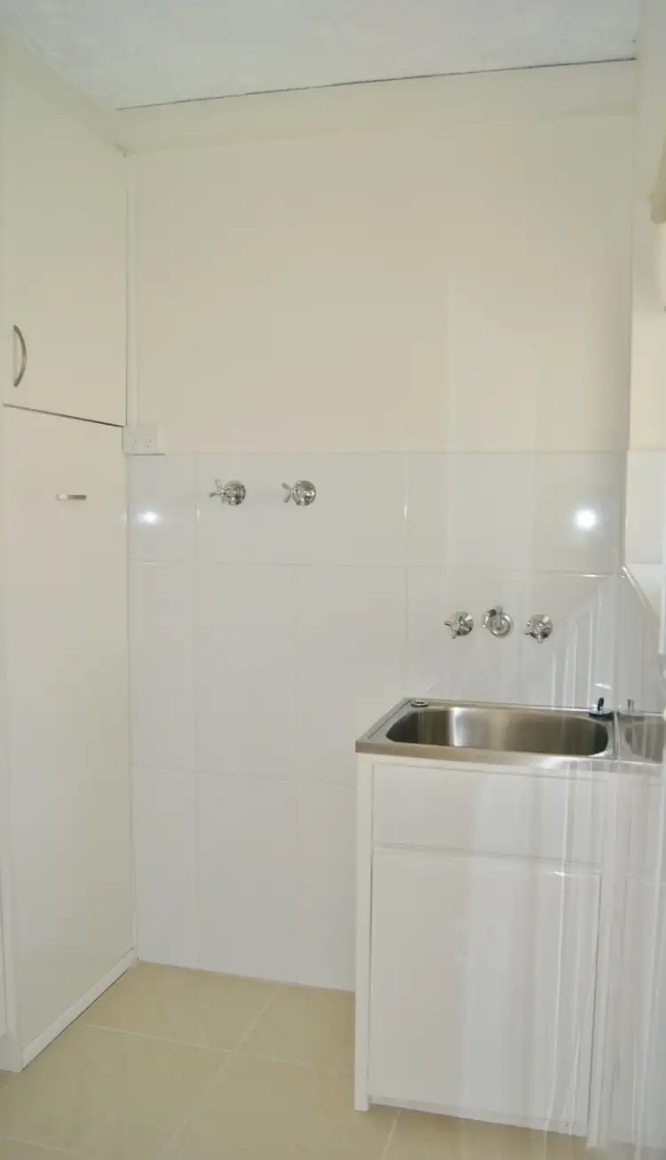 Second view of Homely unit listing, 4/115 Prince Edward Parade, Scarborough QLD 4020