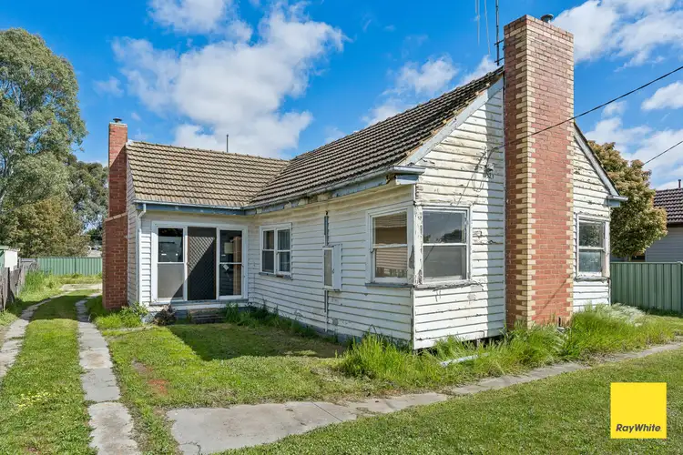30 Carpenter Street, Kangaroo Flat VIC 3555