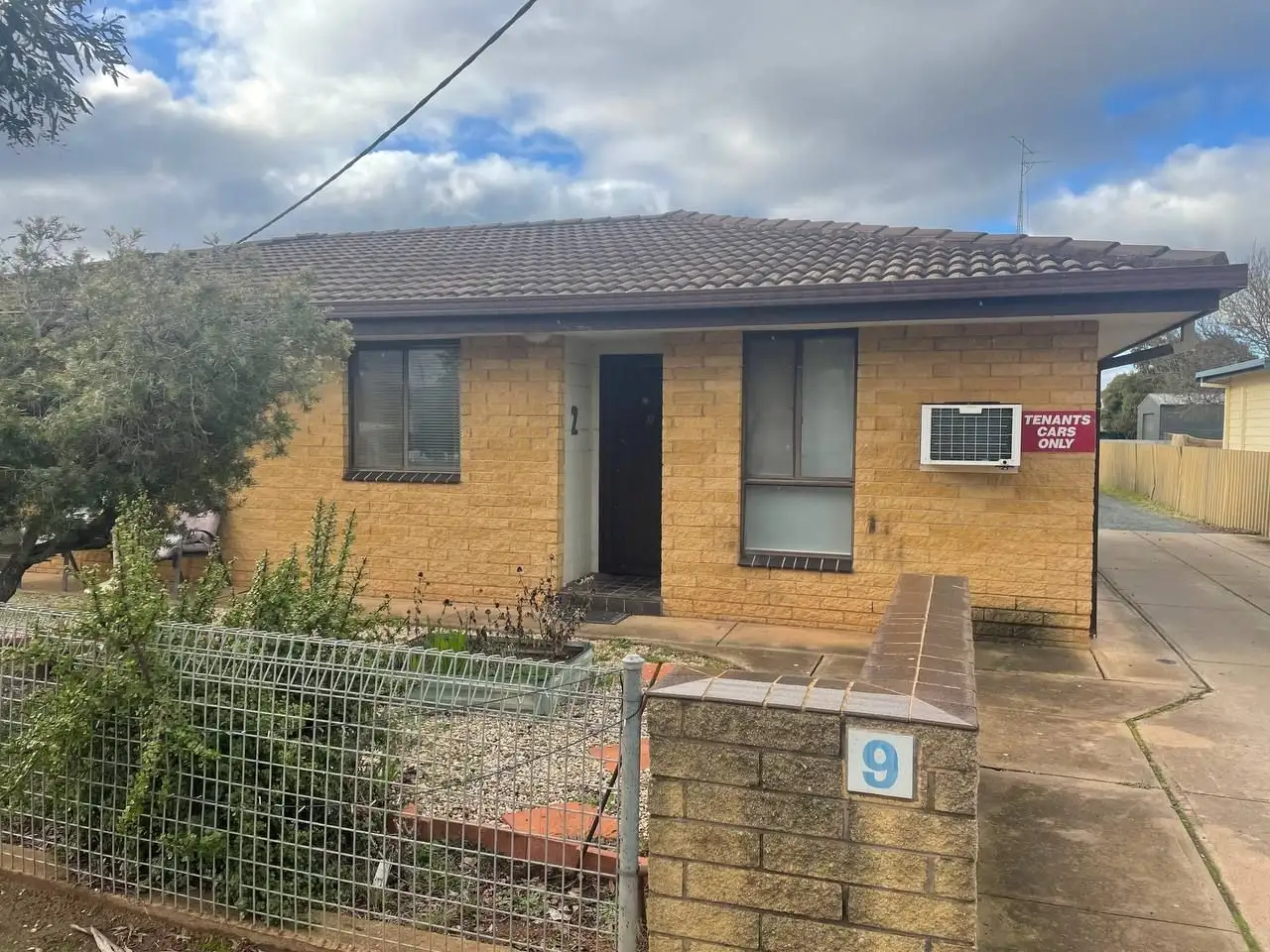 Main view of Homely unit listing, 2/9 Monash Street, West Wyalong NSW 2671