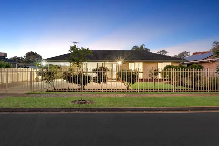 33 Quondong Avenue, Parafield Gardens SA 5107