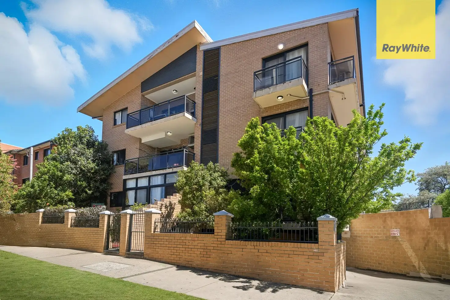 Main view of Homely unit listing, 18/31-33 Harrow Road, Auburn NSW 2144