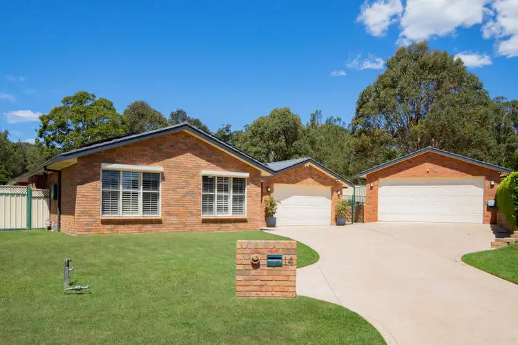 14 Squire Close, Valentine NSW 2280