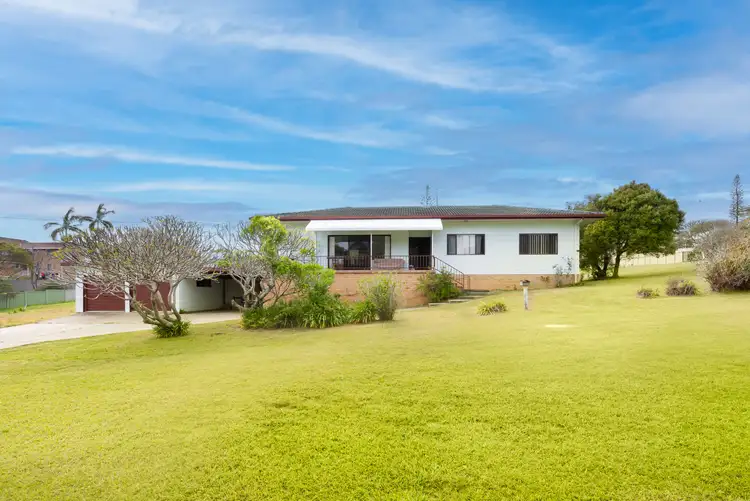 1 Nelson Street, Woolgoolga NSW 2456