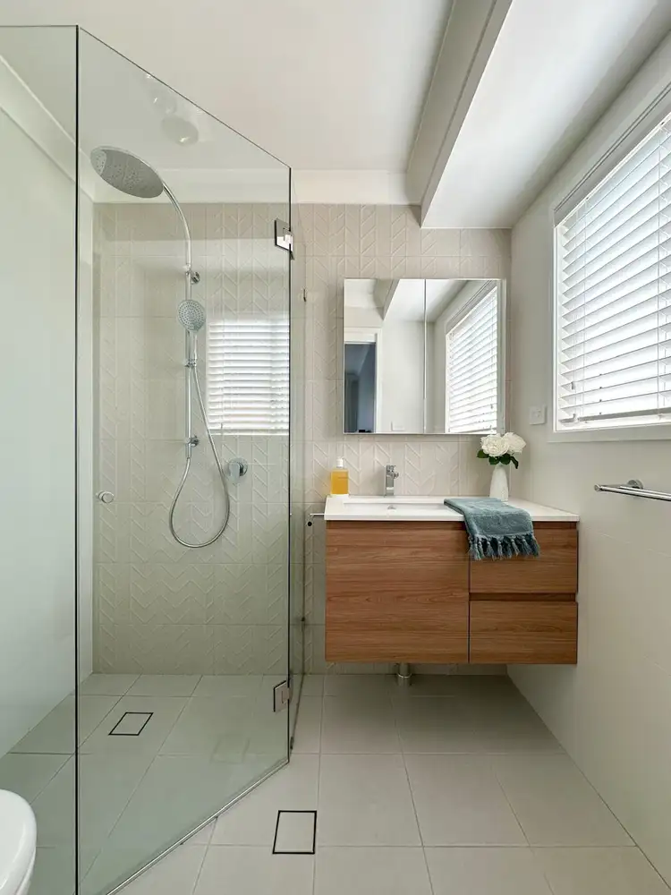 Fourth view of Homely house listing, 6 Titania Place, Rosemeadow NSW 2560