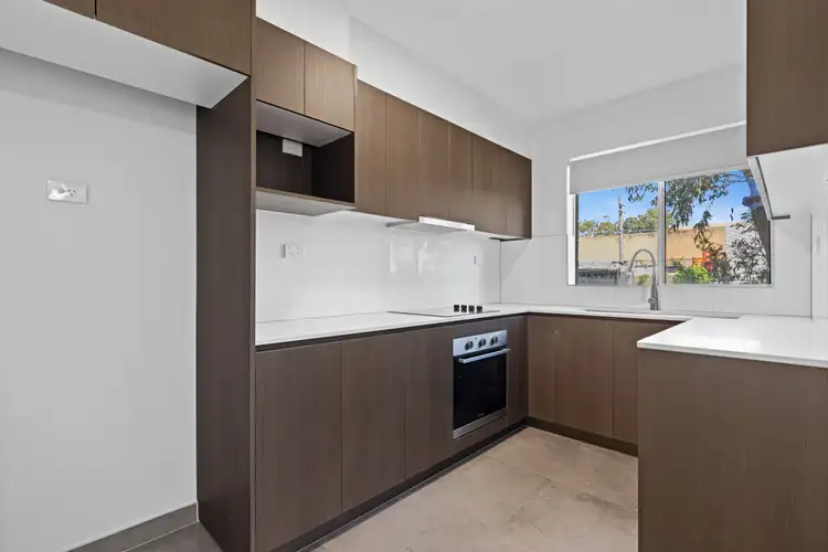 Main view of Homely unit listing, 2/17-21 Melrose Avenue, Sylvania NSW 2224
