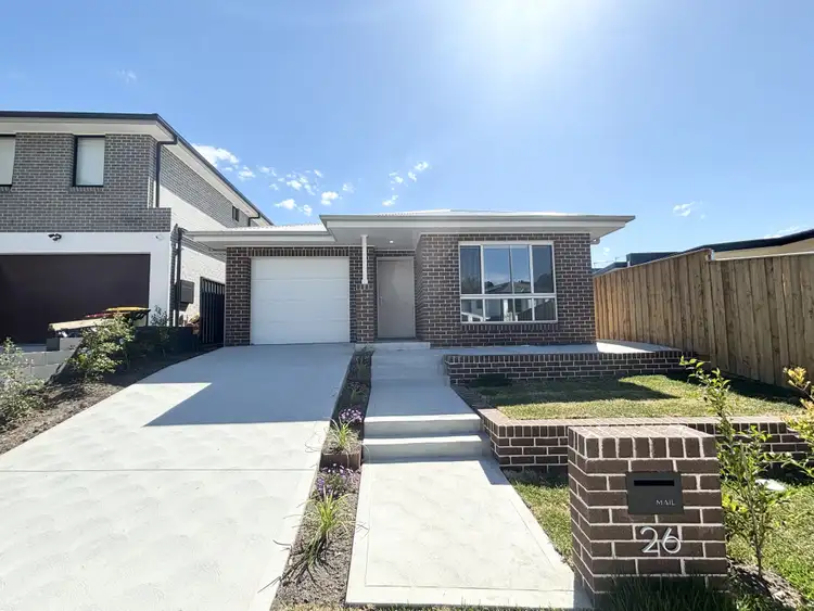 26 Cardew Crescent, Bradbury NSW 2560