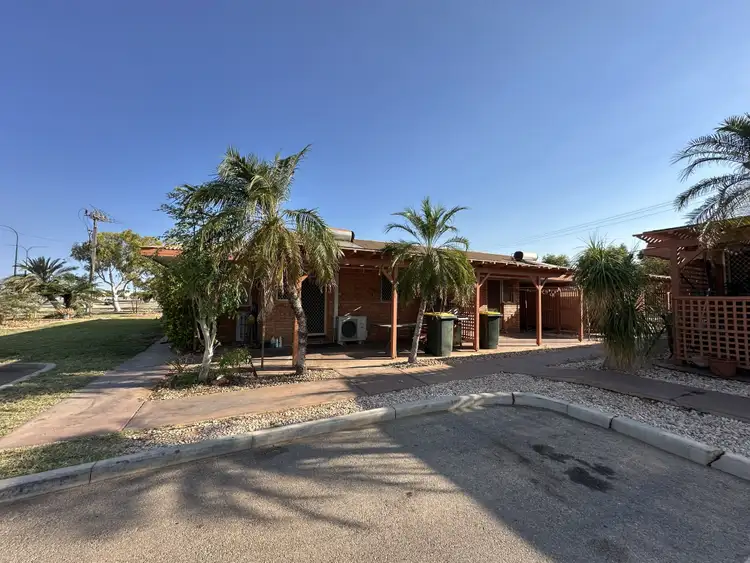 1 Maidstone Crescent