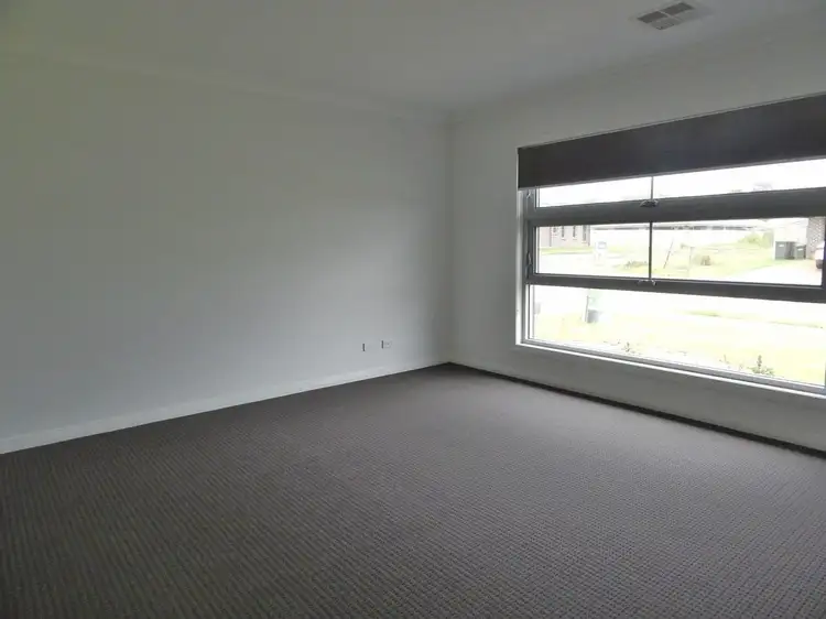 Fifth view of Homely house listing, 28 Kamilaroi Crescent, Braemar NSW 2575