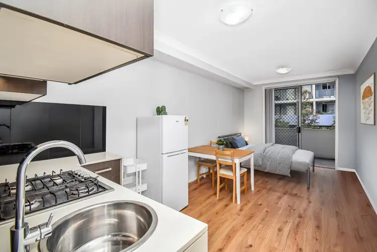 109/8C Myrtle Street, Prospect NSW 2148