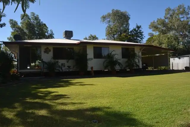 40 Gidyea Street, Barcaldine QLD 4725