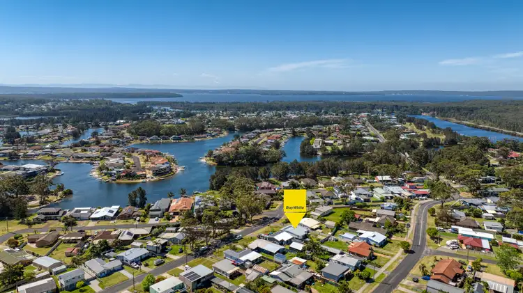 34 Ray Street, Sussex Inlet NSW 2540