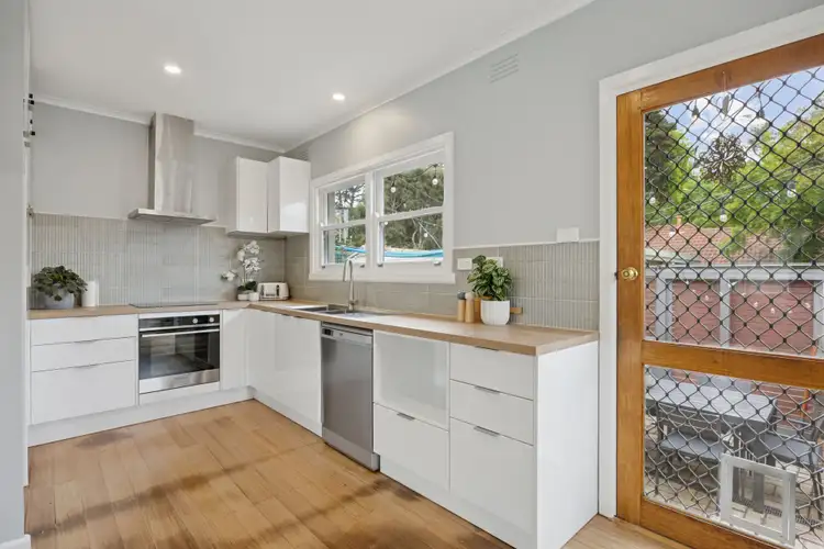 Sixth view of Homely unit listing, 1/55 Churinga Avenue, Mitcham VIC 3132