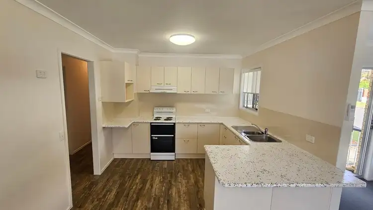 1/4 Alamine Street, Holland Park QLD 4121