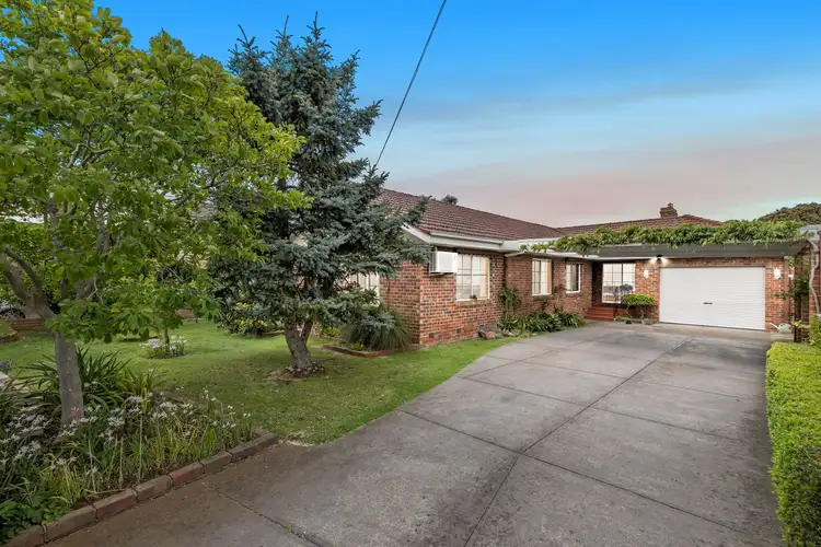 44 Kemp Avenue, Mount Waverley VIC 3149