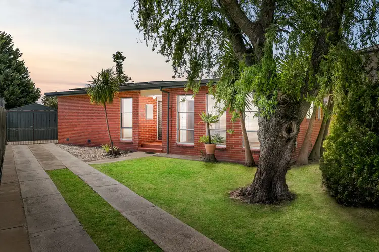 16 Almurta Avenue, Coolaroo VIC 3048