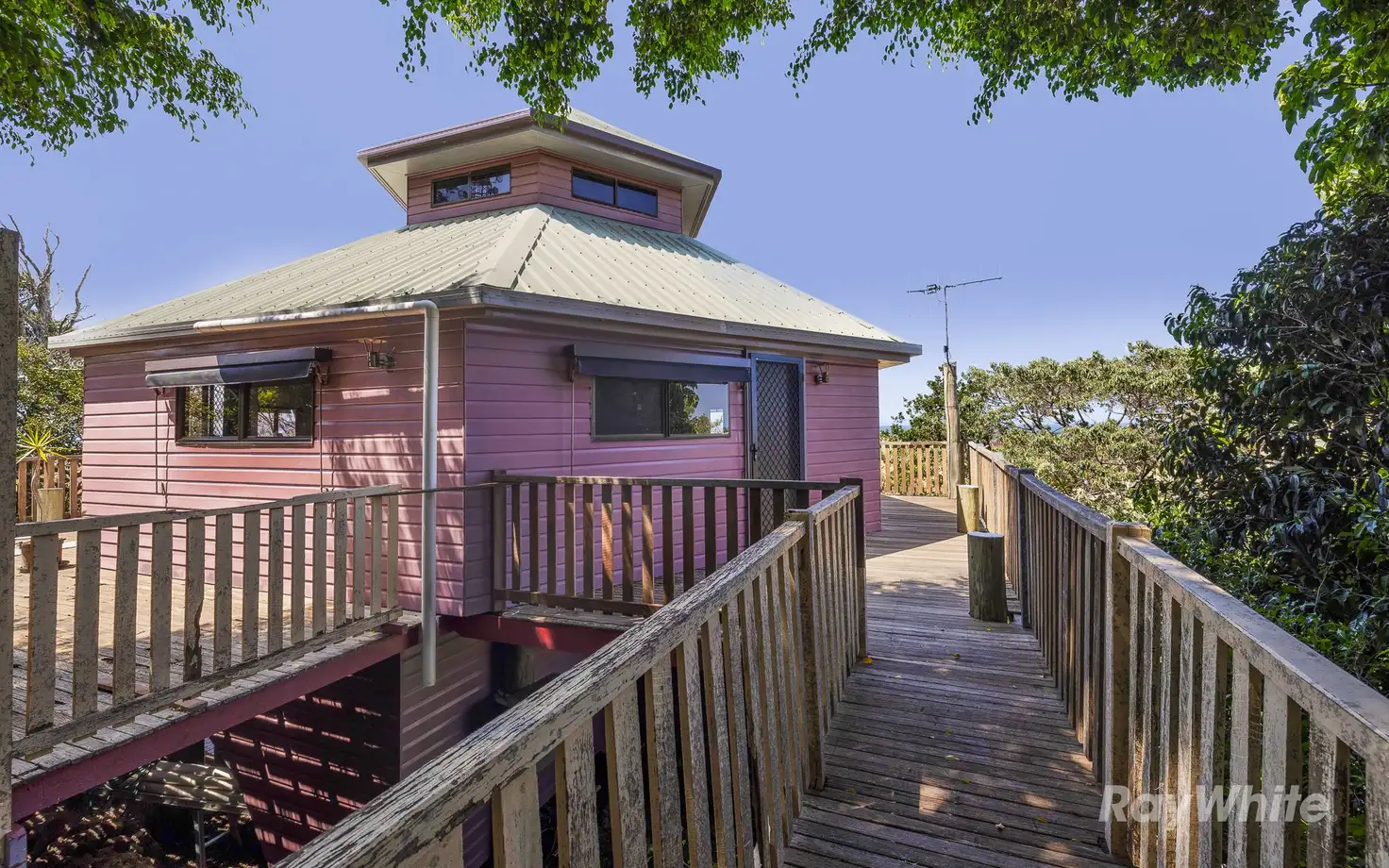 Main view of Homely house listing, 28 Heathwood Crescent, Qunaba QLD 4670