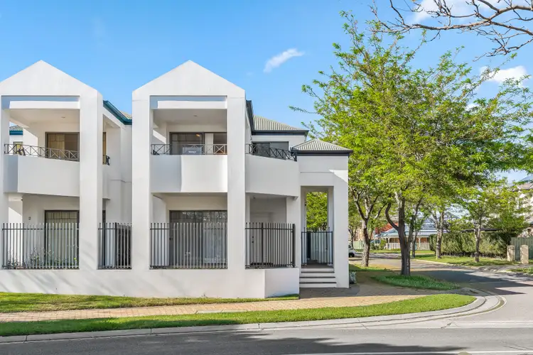 1/2 Argyle Street, Mawson Lakes SA 5095