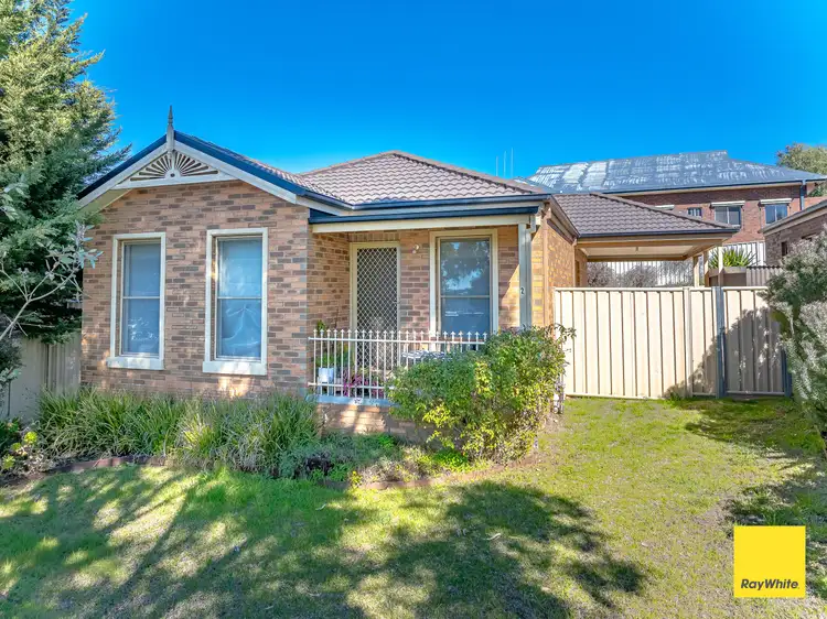 2/19 Holmes Road, Long Gully VIC 3550